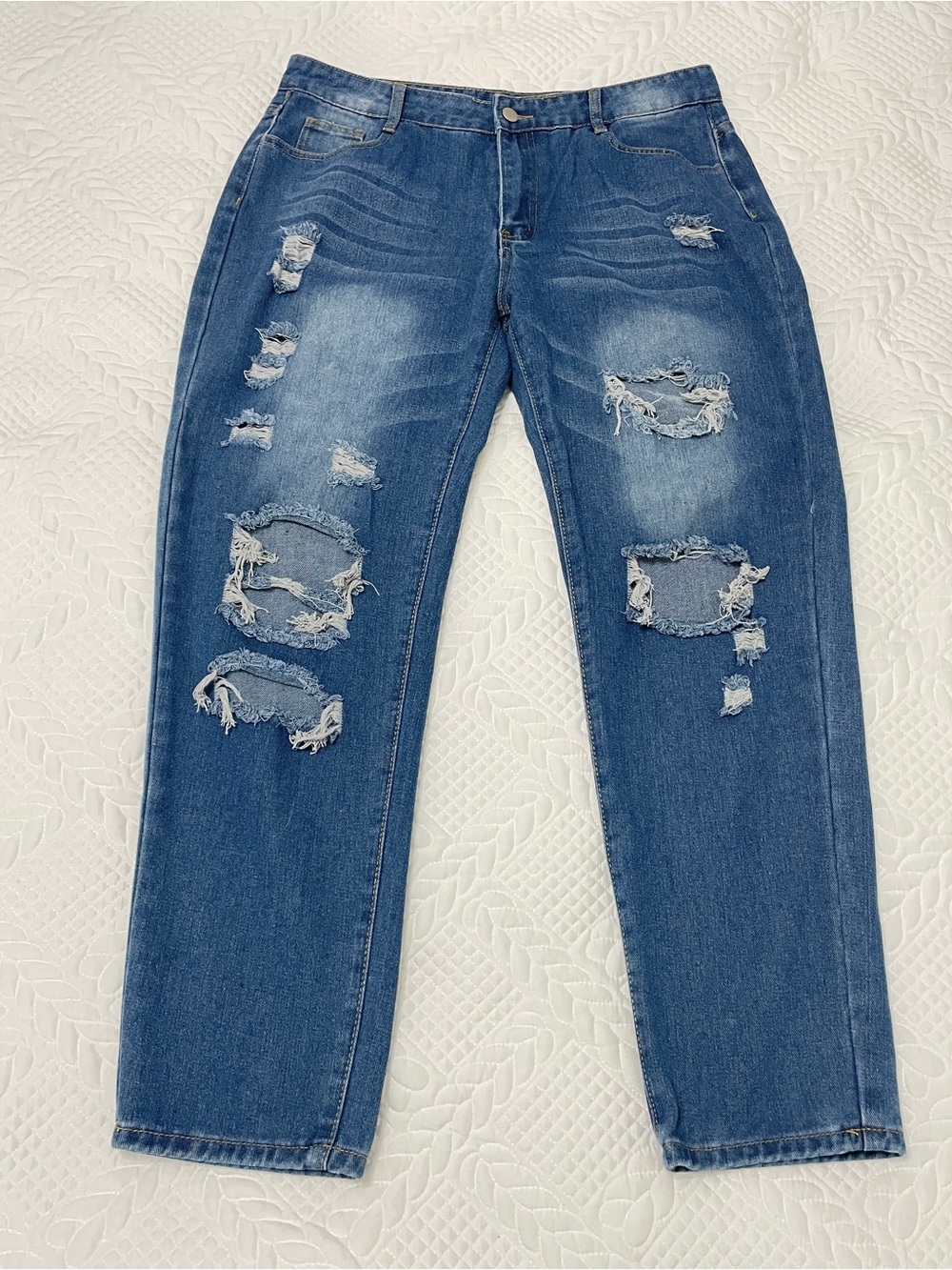 Boyfriend Ripped Denim Jeans in Blue - Relaxed Fit
